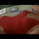 port du maillot rouge (sexy)